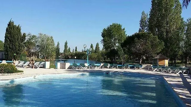 Les Amandiers N°808 Arles 0*,  France