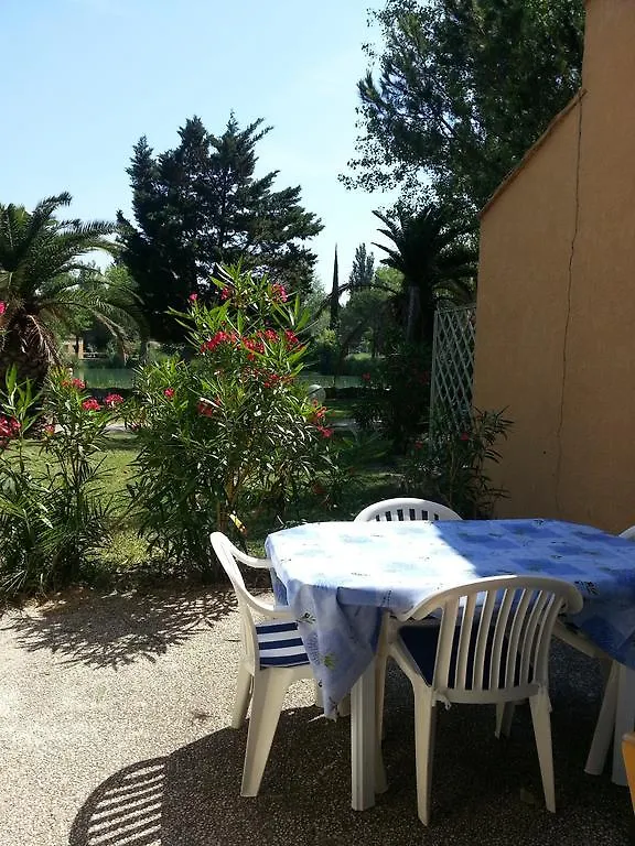 Apartment Les Amandiers N°808 Arles France